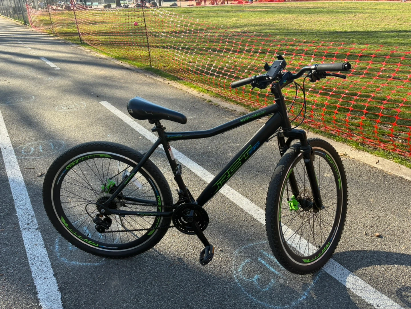 GT Men's Aggressor Pro Mountain Bike - photo 3