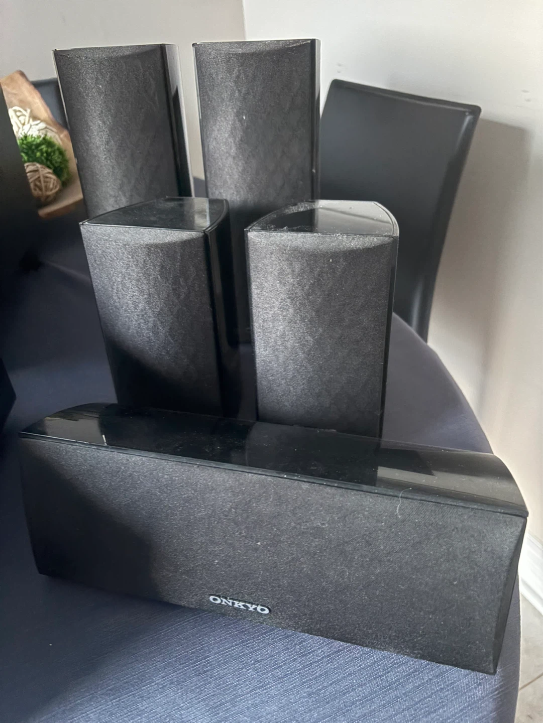 Onkyo Home Theatre System - photo 2