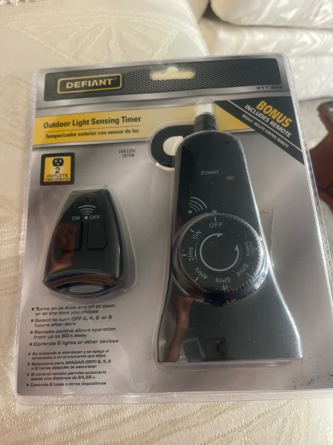 Defiant Outdoor Light Sensing Timer with Remote - photo 2