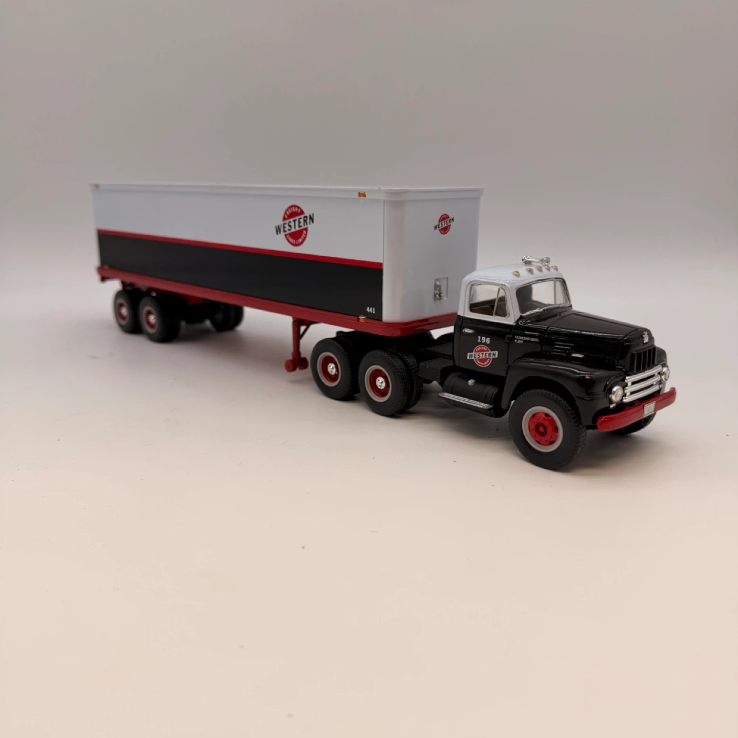 Vintage First Gear 1959 International Western Semi Truck Trailer