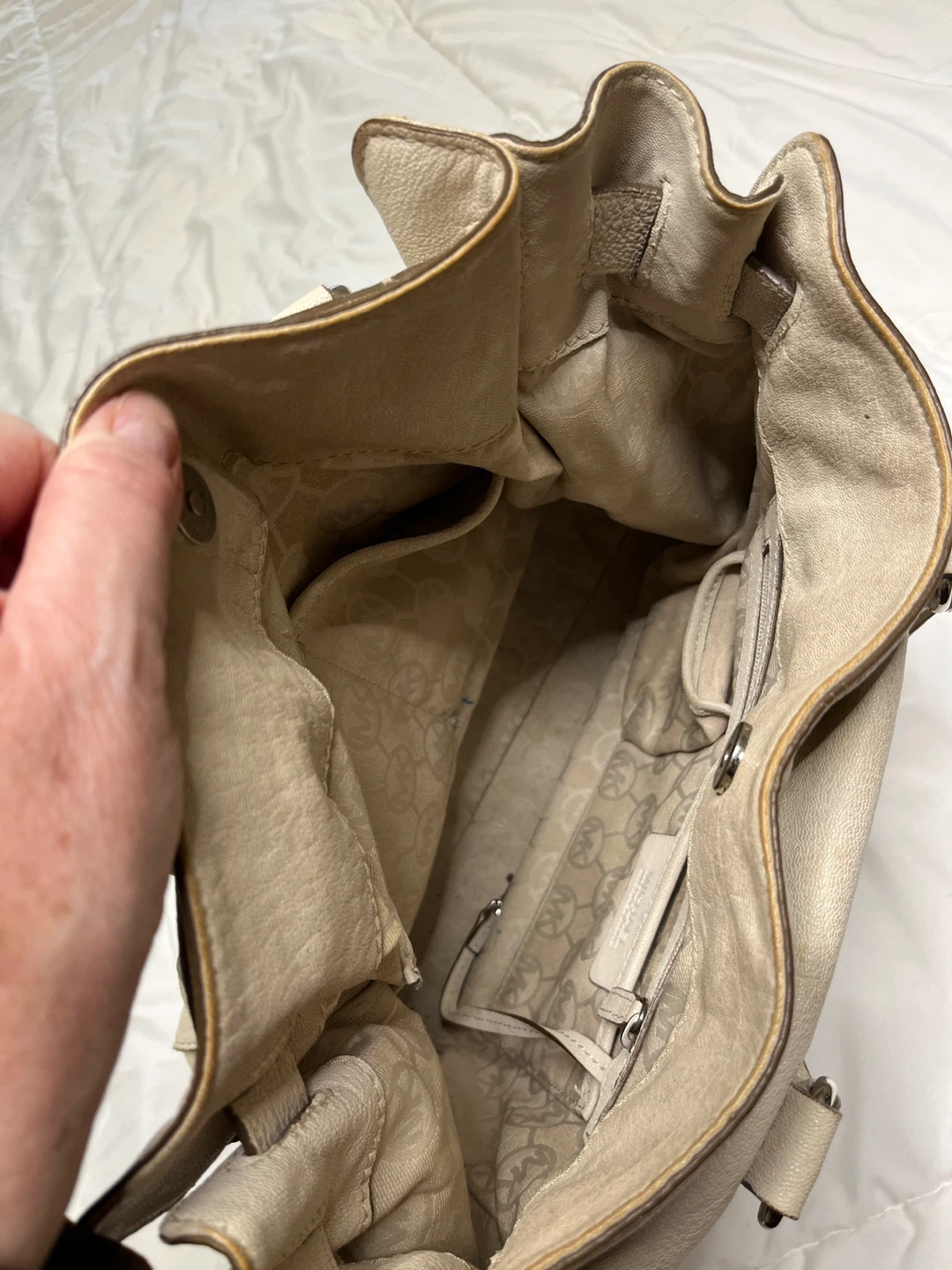 Michael Kors Beige Leather Satchel Handbag - photo 3