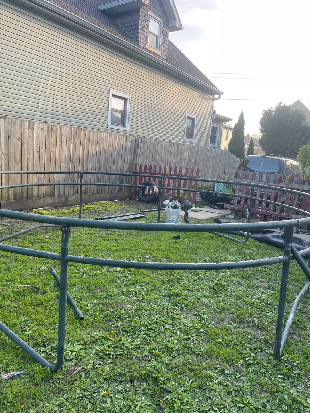 Trampoline Frame Parts - Green Metal Tubing