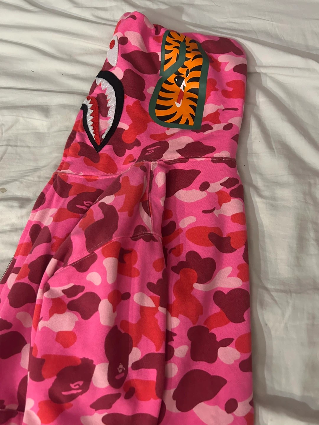 A Bathing Ape Pink Camo Shark Hoodie Size L - photo 4