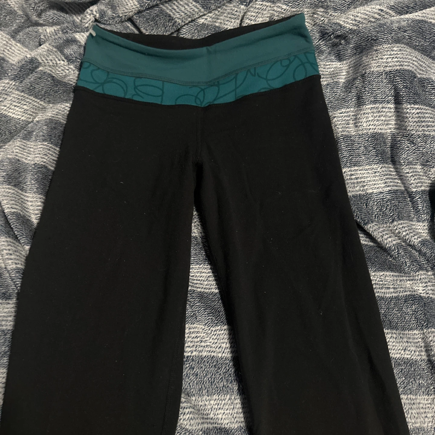 Lululemon Black Yoga Pants with Teal Waistband