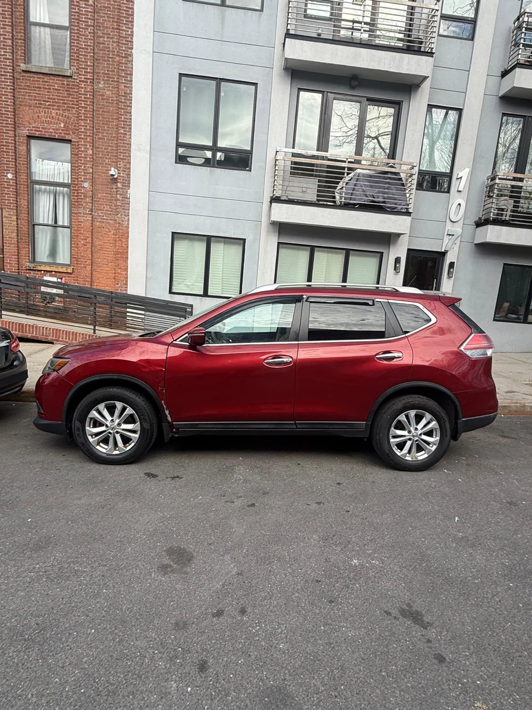 Nissan Rogue 2014 Red SUV - photo 4