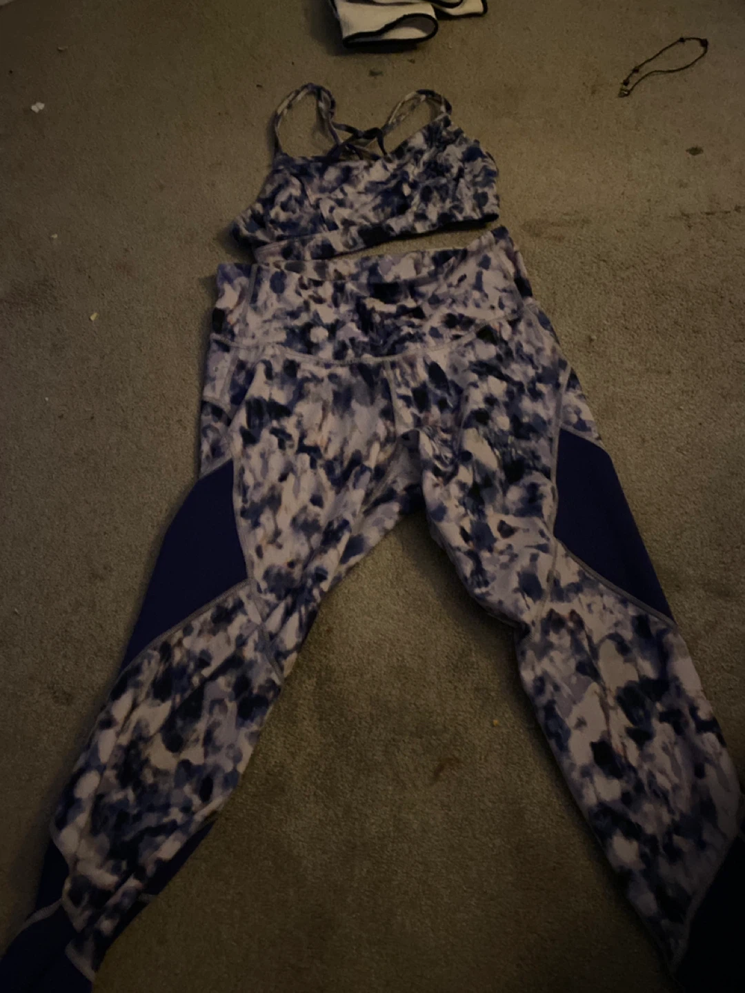 Old Navy Active Sports Bra & Leggings Set
