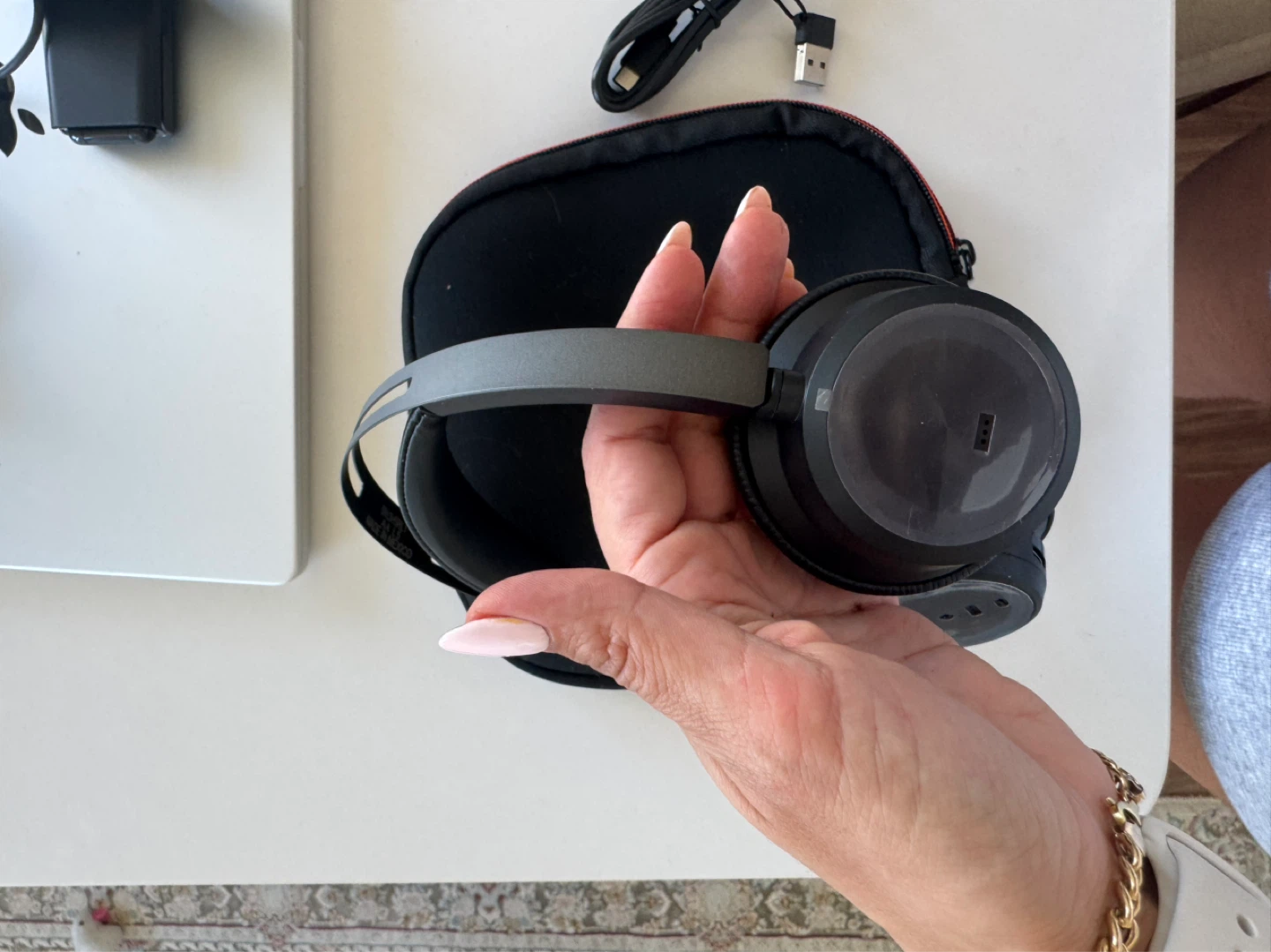 Poly Voyager Focus 2 UC Headset - photo 3