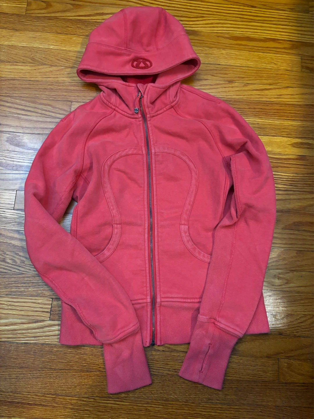 Lululemon athletica Scuba Hoodie - Size 6