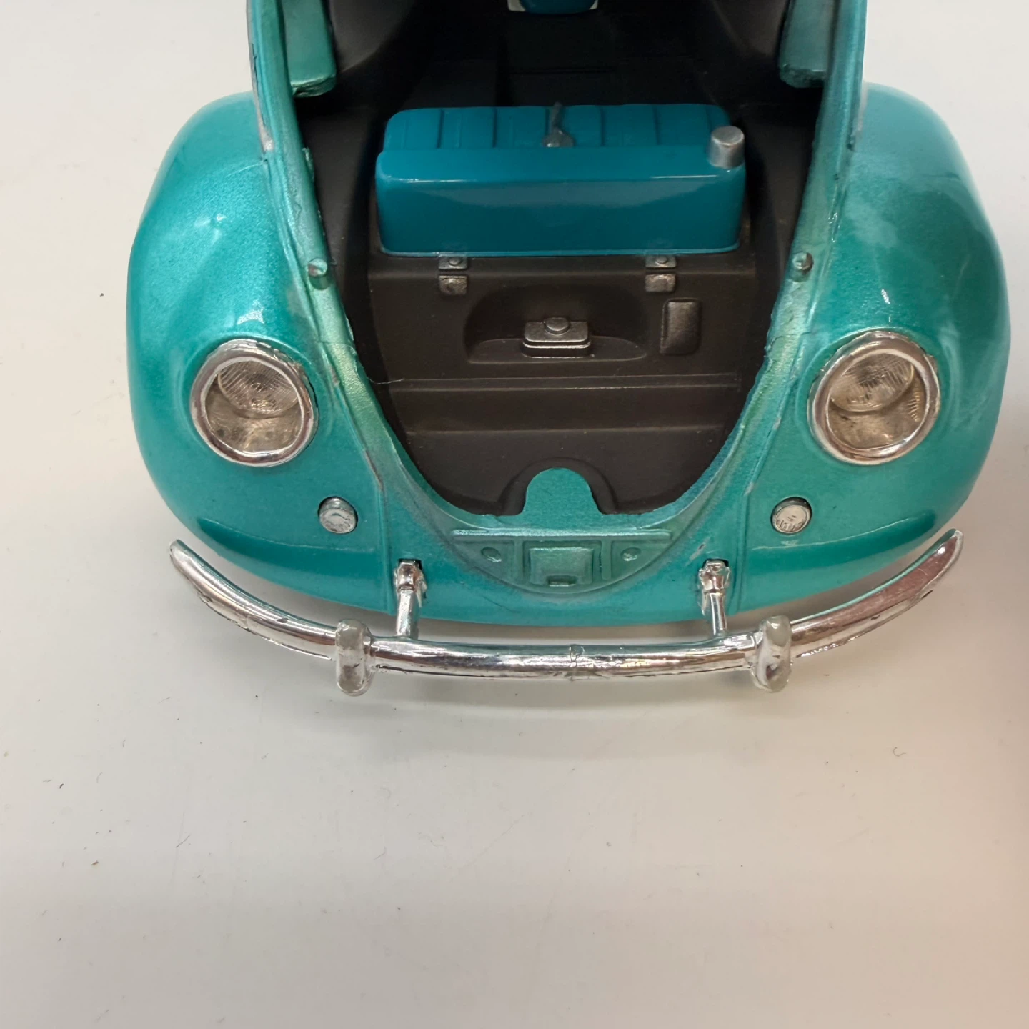 Maisto 1:18 Scale Volkswagen Beetle Diecast Model Car - photo 5
