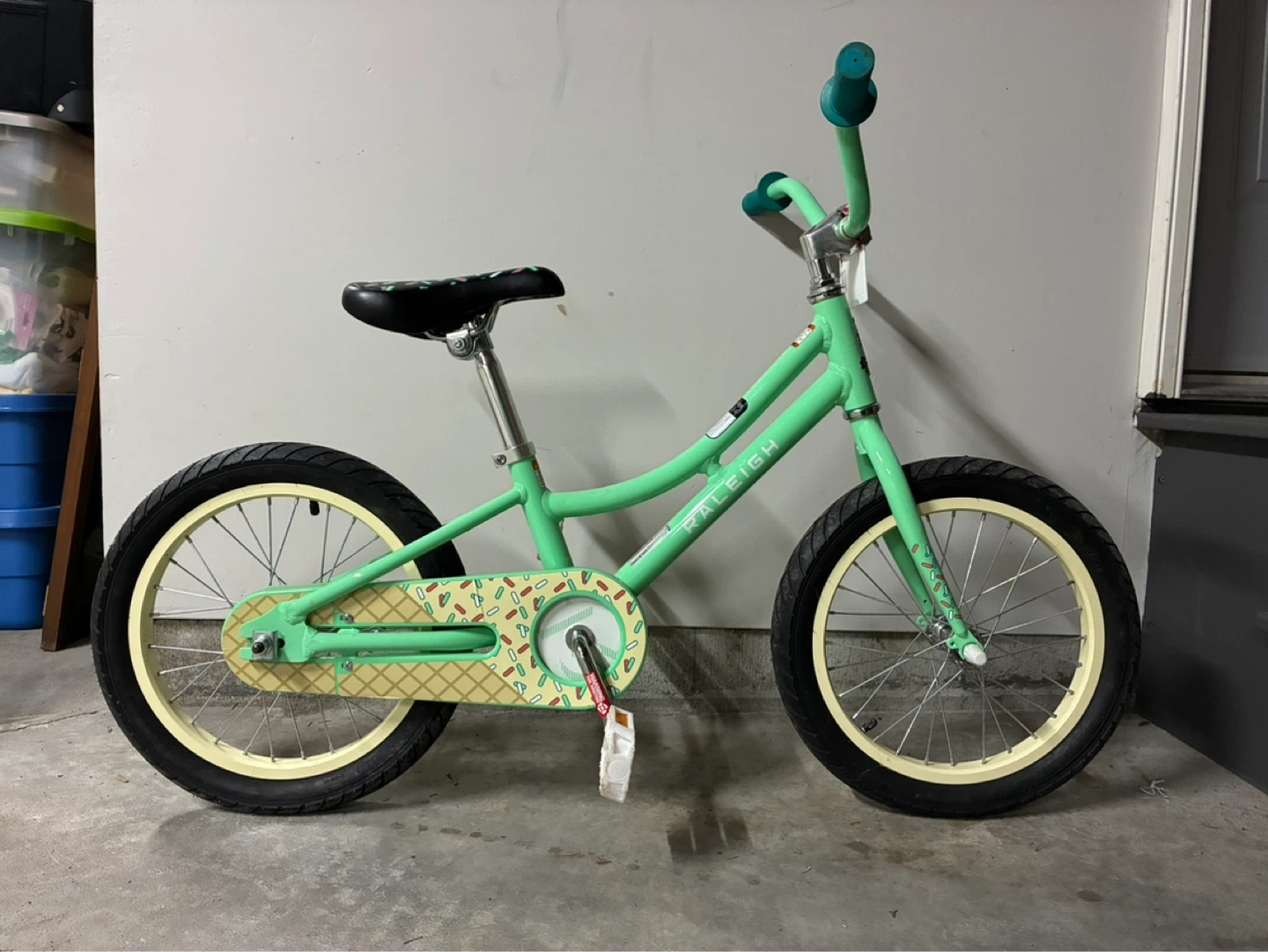 Raleigh Jazzy 16" Kids Bike