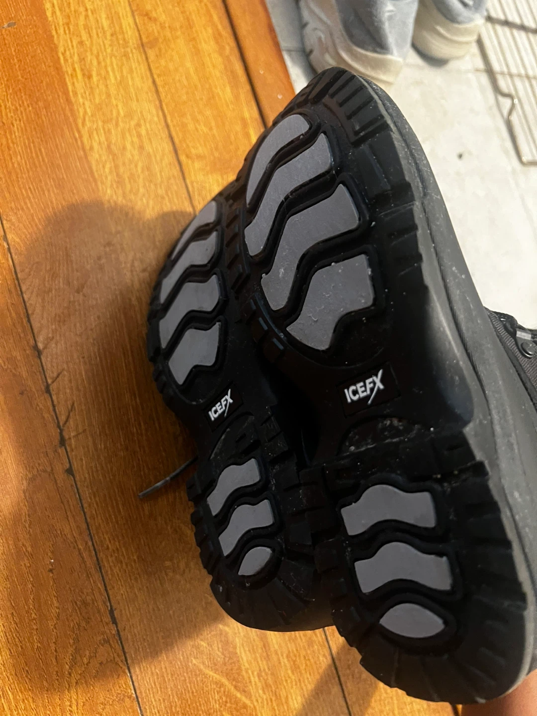 Wind River women Black Insulated Winter Boots - photo 3