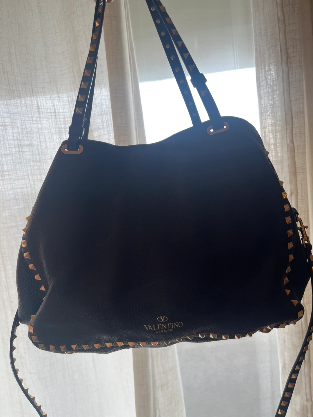 Valentino Garavani Rockstud Leather Shoulder Bag - photo 2