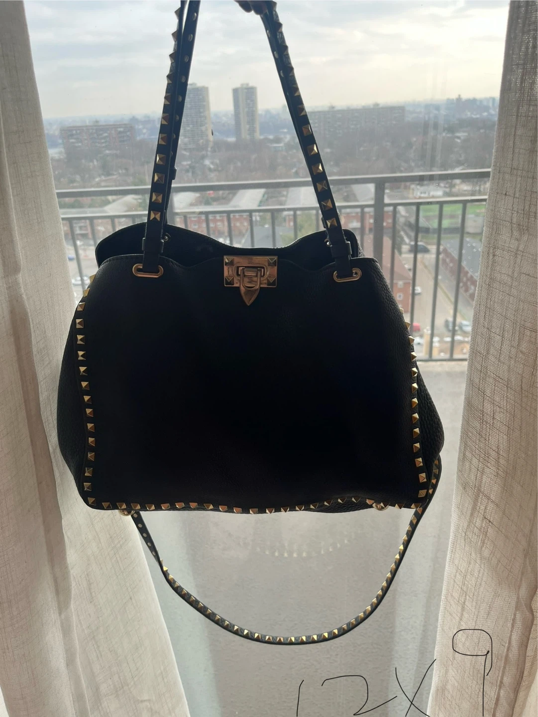 Valentino Garavani Rockstud Leather Shoulder Bag