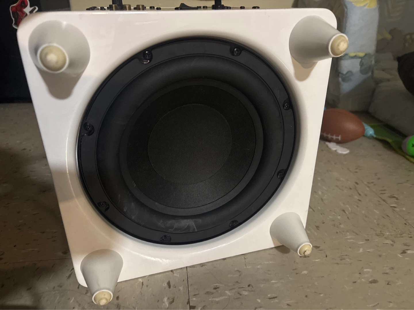 Harman Kardon HKT5210SUB White Subwoofer - photo 2