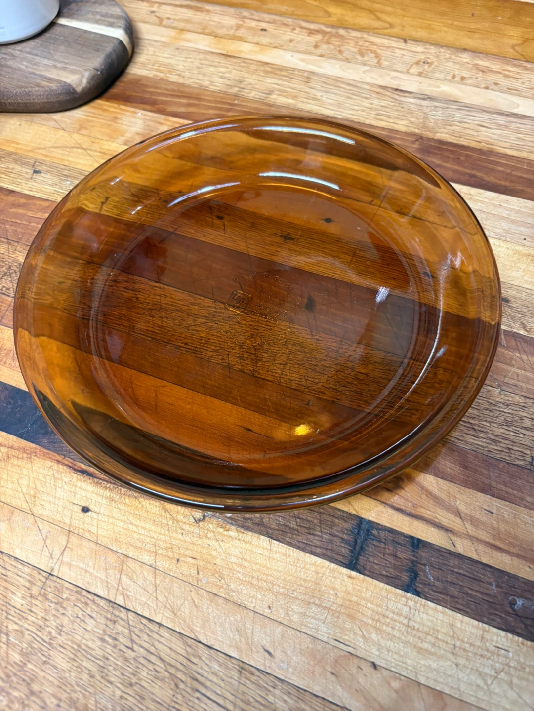 Amber Hocking 9” Amber Pie Plate