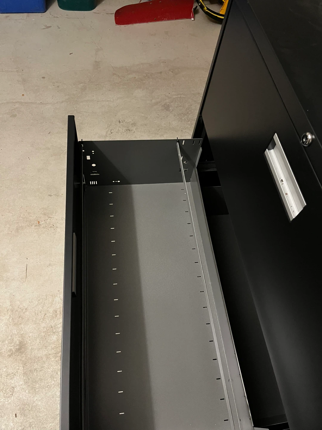 Staples Black 3-Drawer Filing Cabinet - photo 5