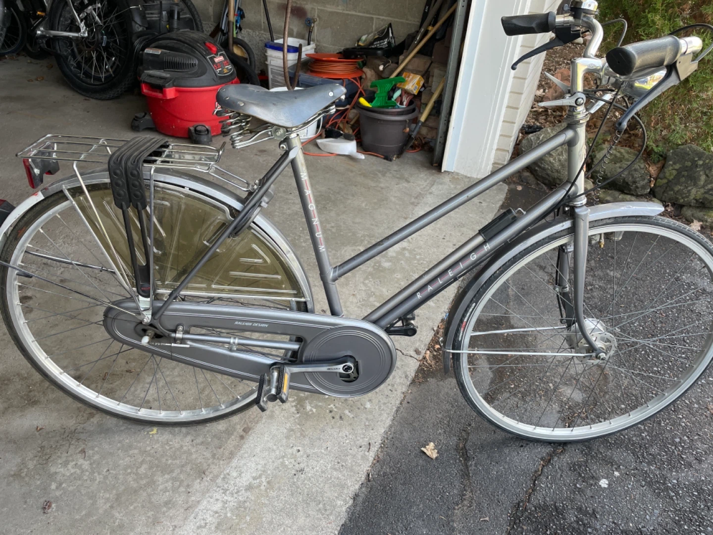 Raleigh vintage ladies bike.