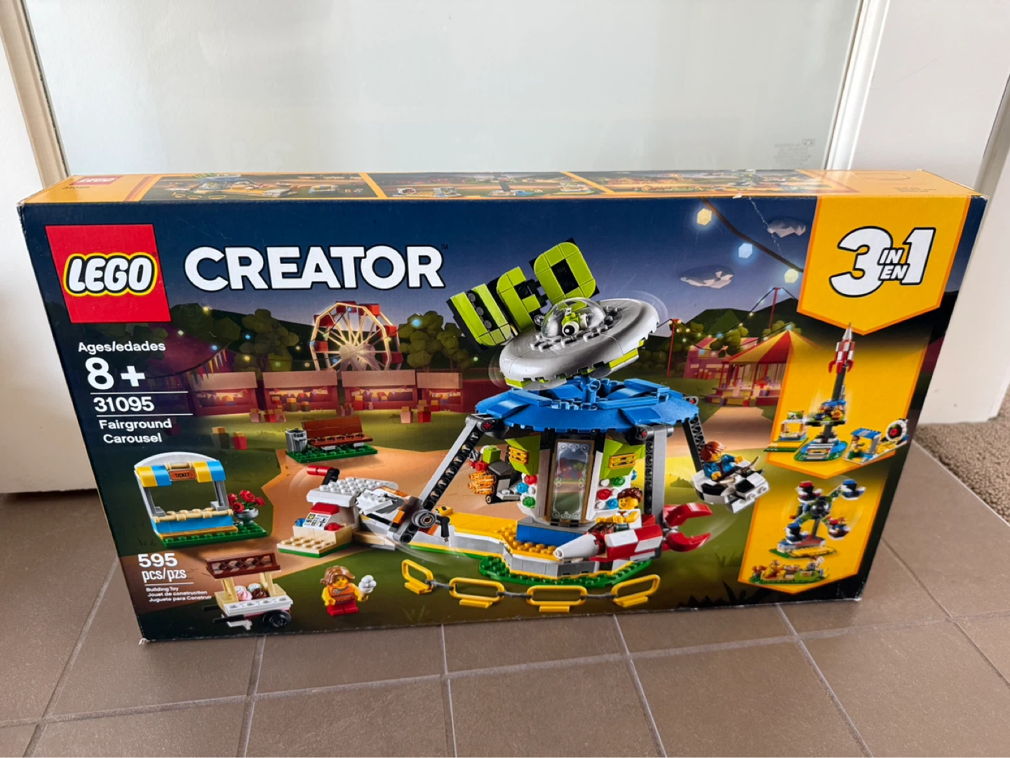 LEGO Creator 3-in-1 Fairground Carousel 31095