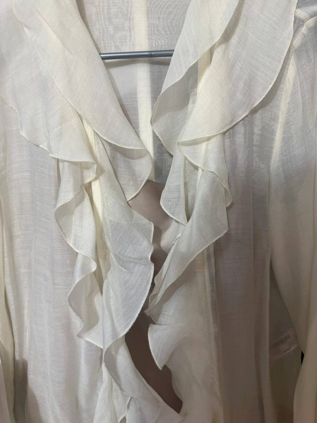 ZARA 🌱 Cream Ruffle Front Blouse and Beige Slip Dress Set - photo 3