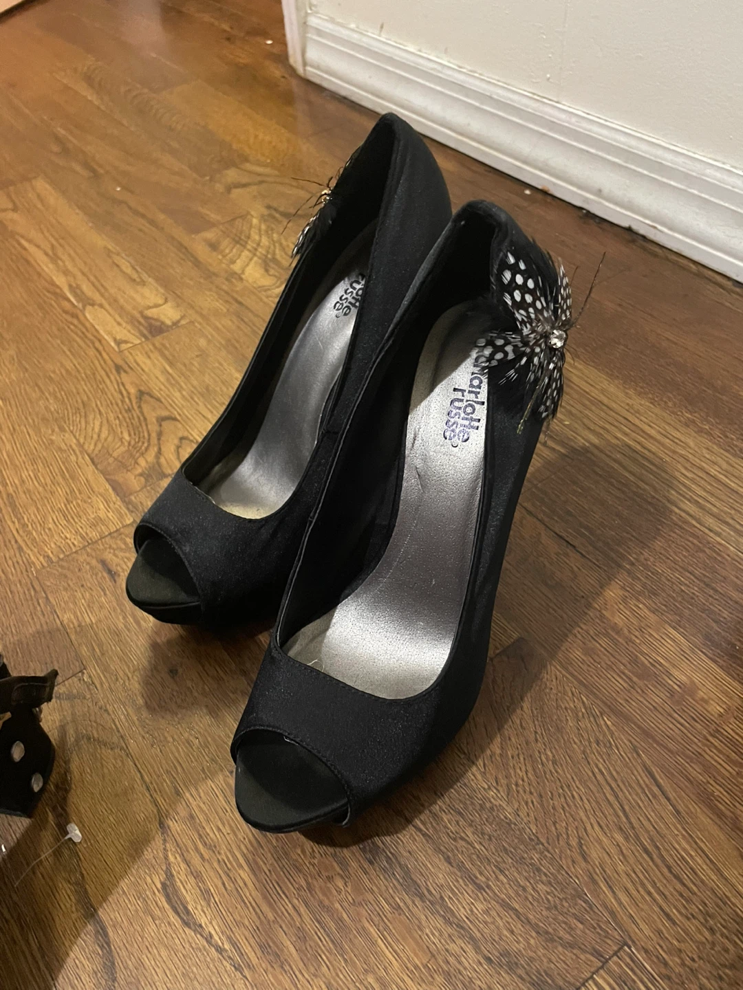 Steve Madden Black Platform Heels with Stars - photo 2