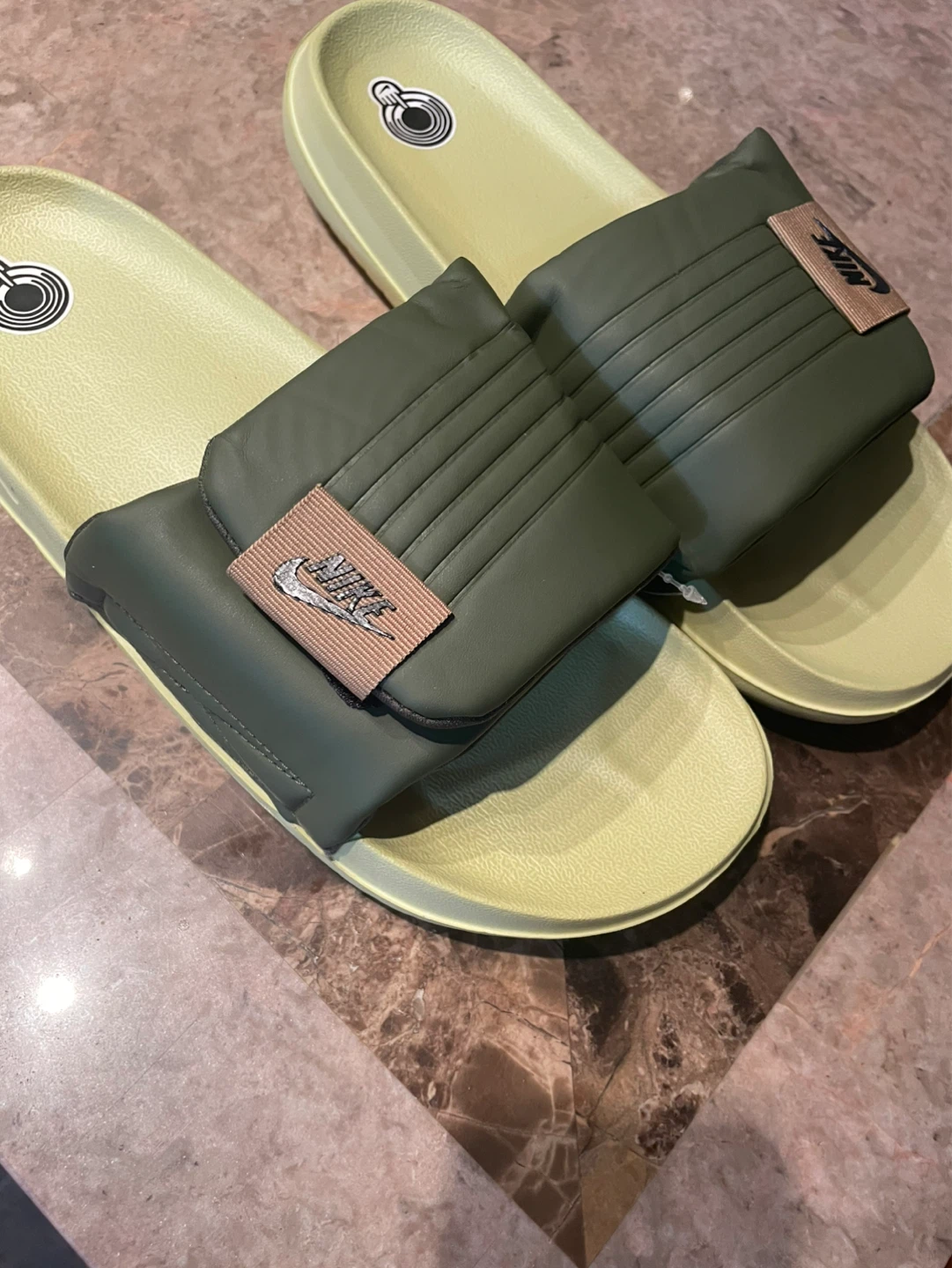 Nike Offcourt Adjust Slider