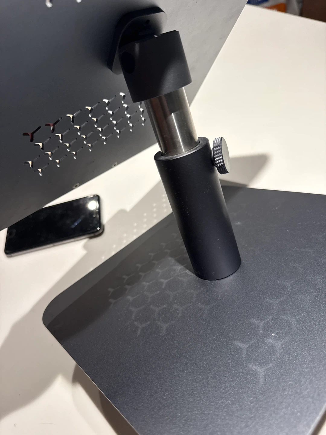 Lamicall Adjustable Laptop Stand - photo 3