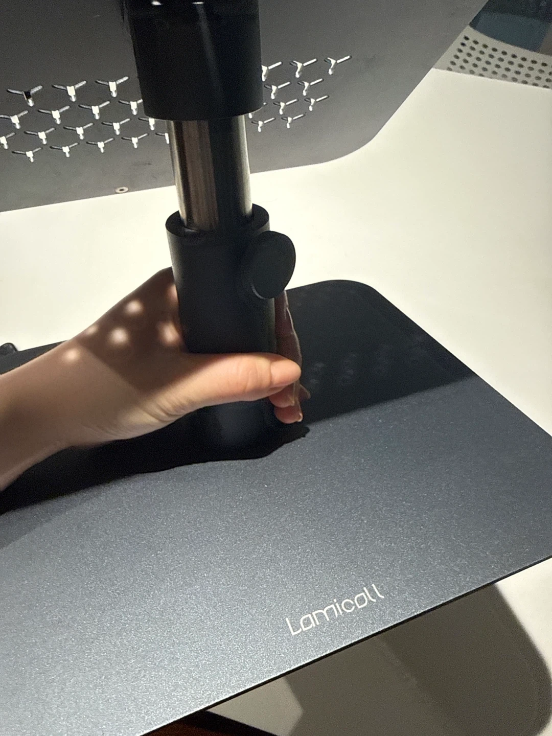 Lamicall Adjustable Laptop Stand - photo 4