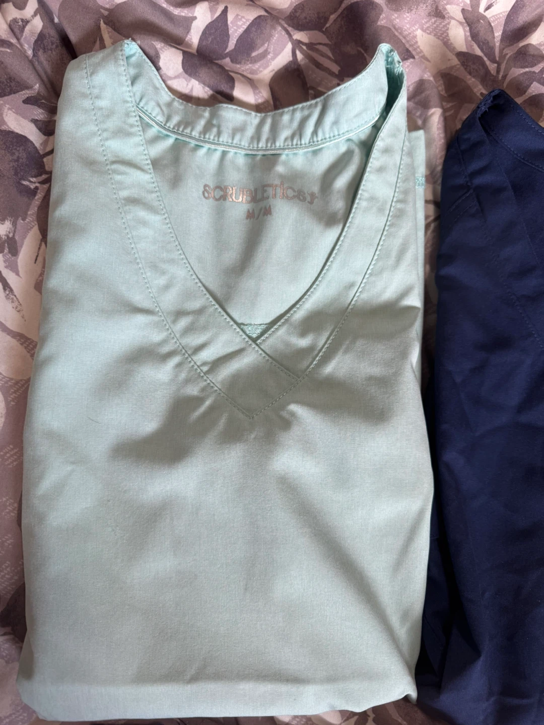 Scrub Top Collection: FIGS, Scrubletics, Health Pro - photo 2