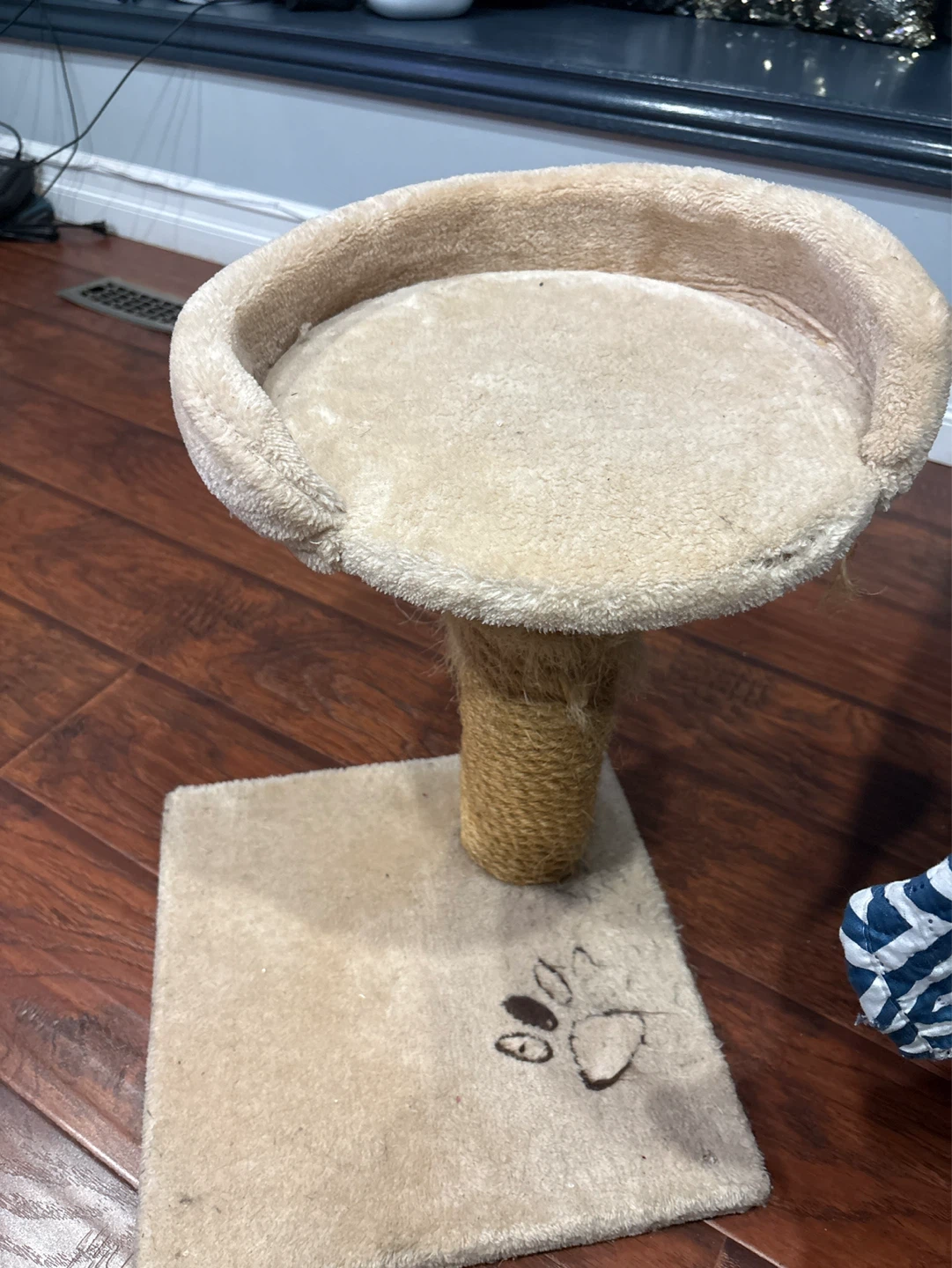Cat Condo with Perch - photo 2