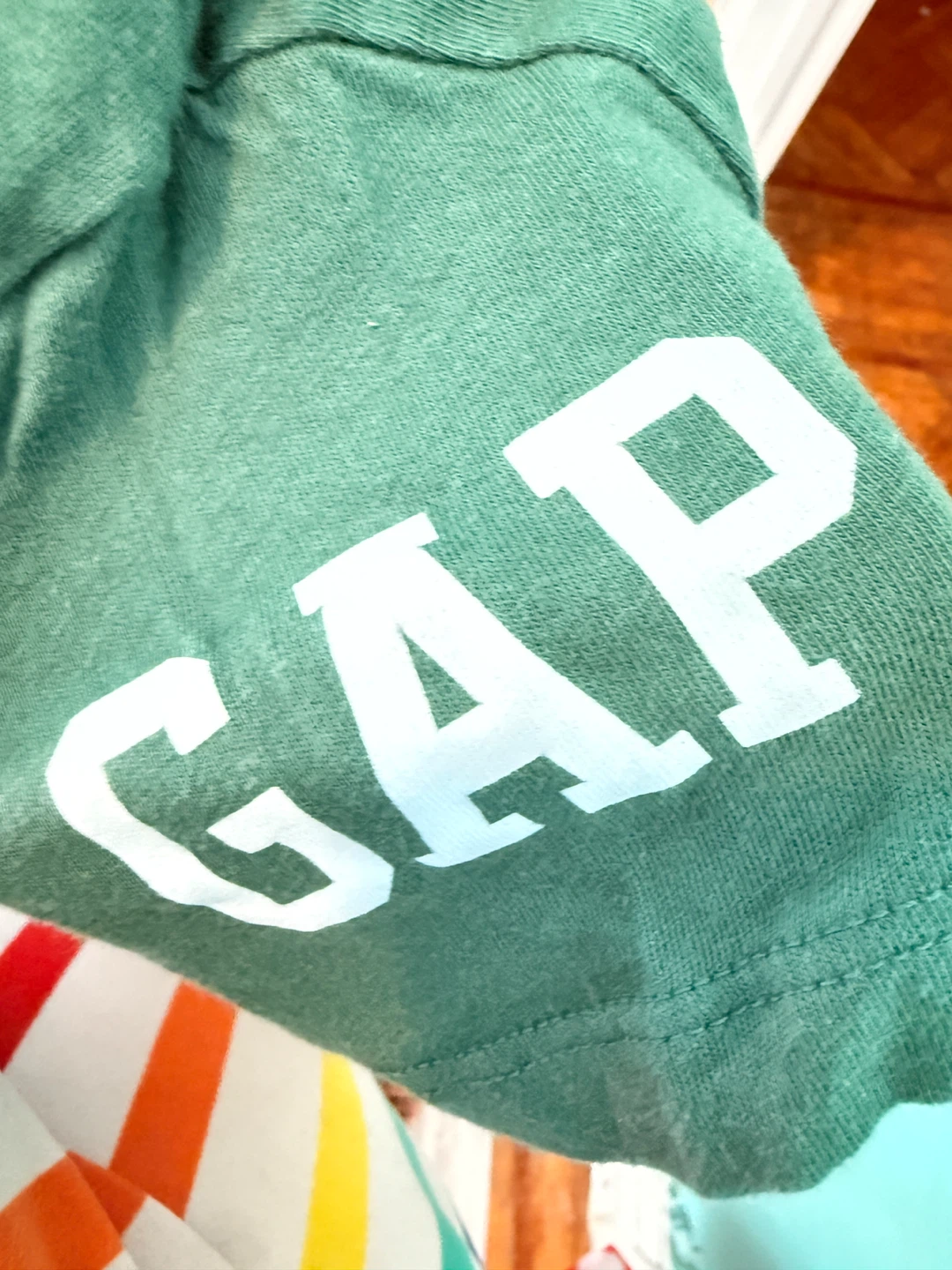 Baby Gap Mickey & Pluto T-Shirt - 3 Years - photo 2
