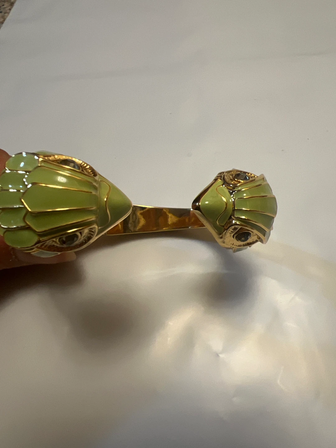 Kurt Geiger Green Enamel Animal Head Bangle Bracelet - photo 3