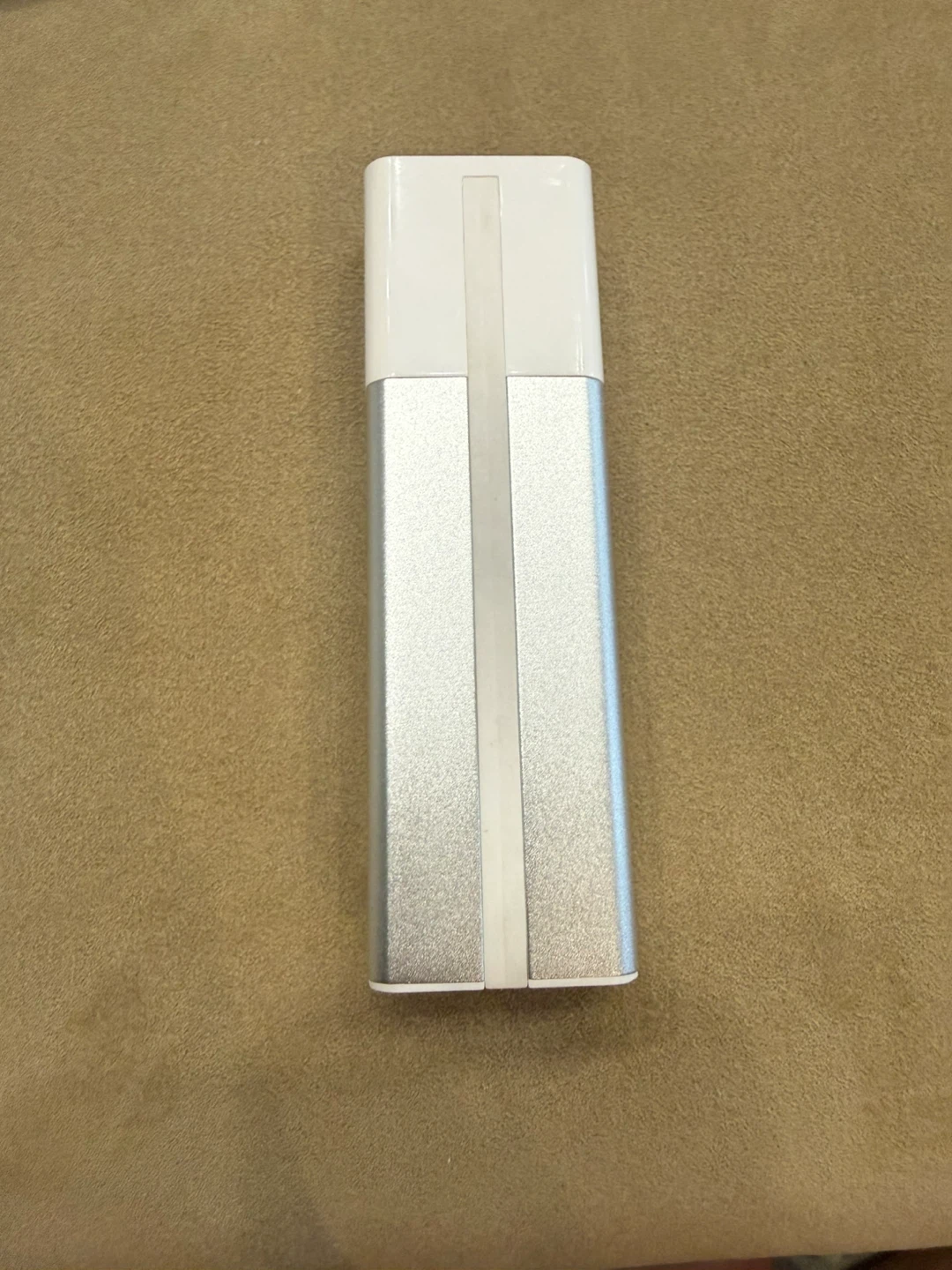 VITAL Portable Charger - photo 2