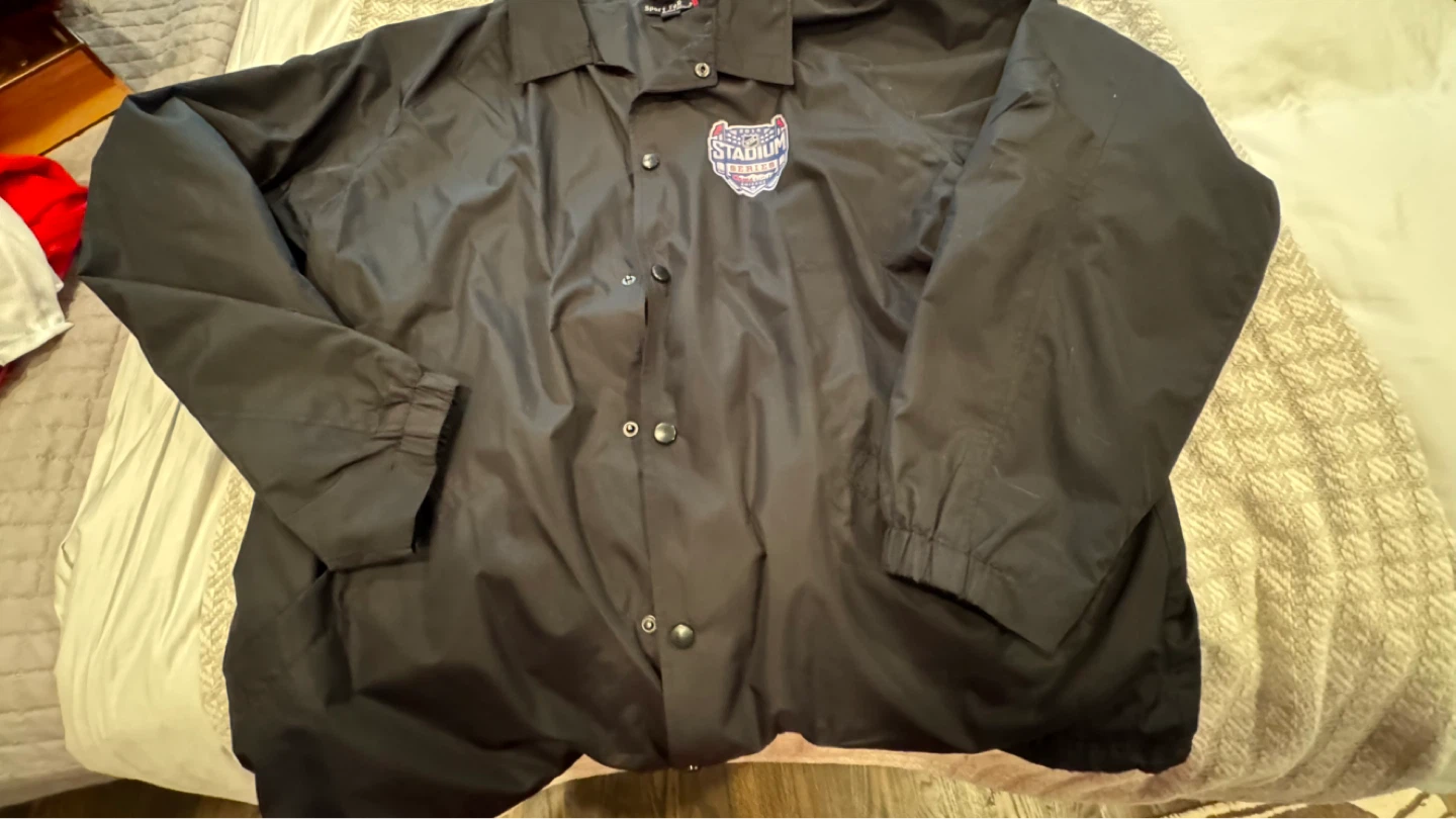 Sport-Tek NHL Stadium Series 2014 Chicago Black Jacket - photo 2