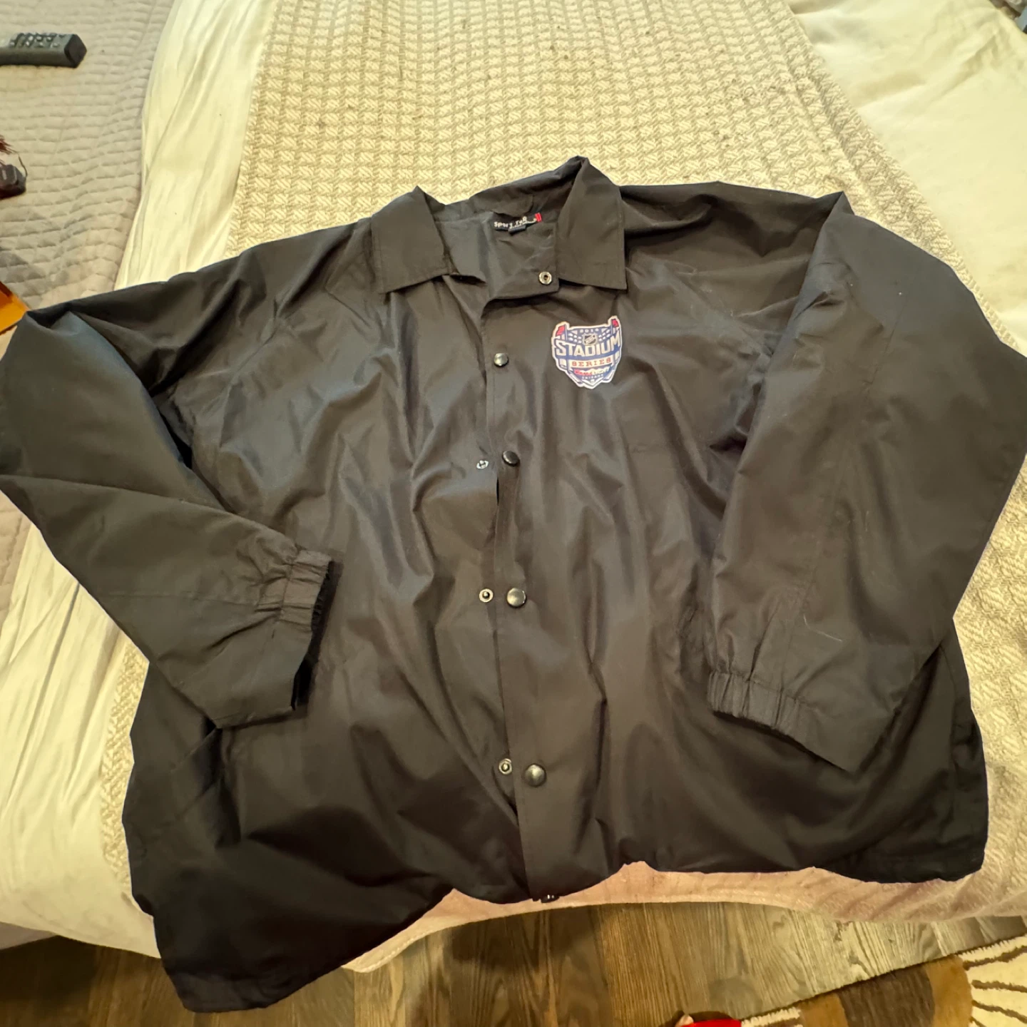 Sport-Tek NHL Stadium Series 2014 Chicago Black Jacket - photo 3