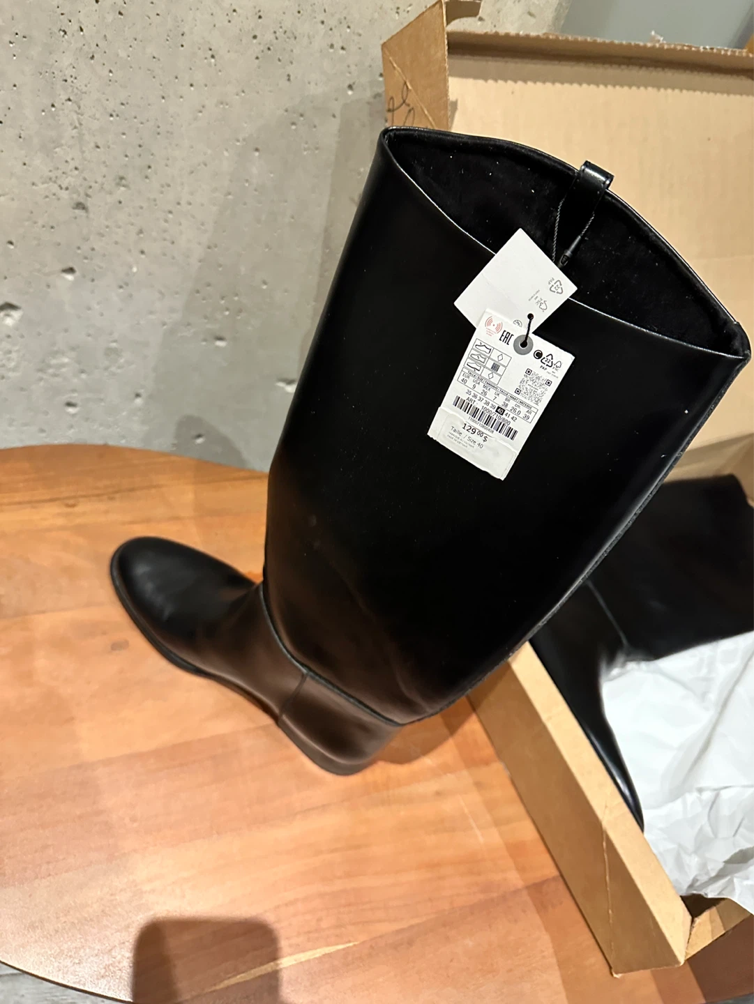 New Zara high boots with tag. - photo 2