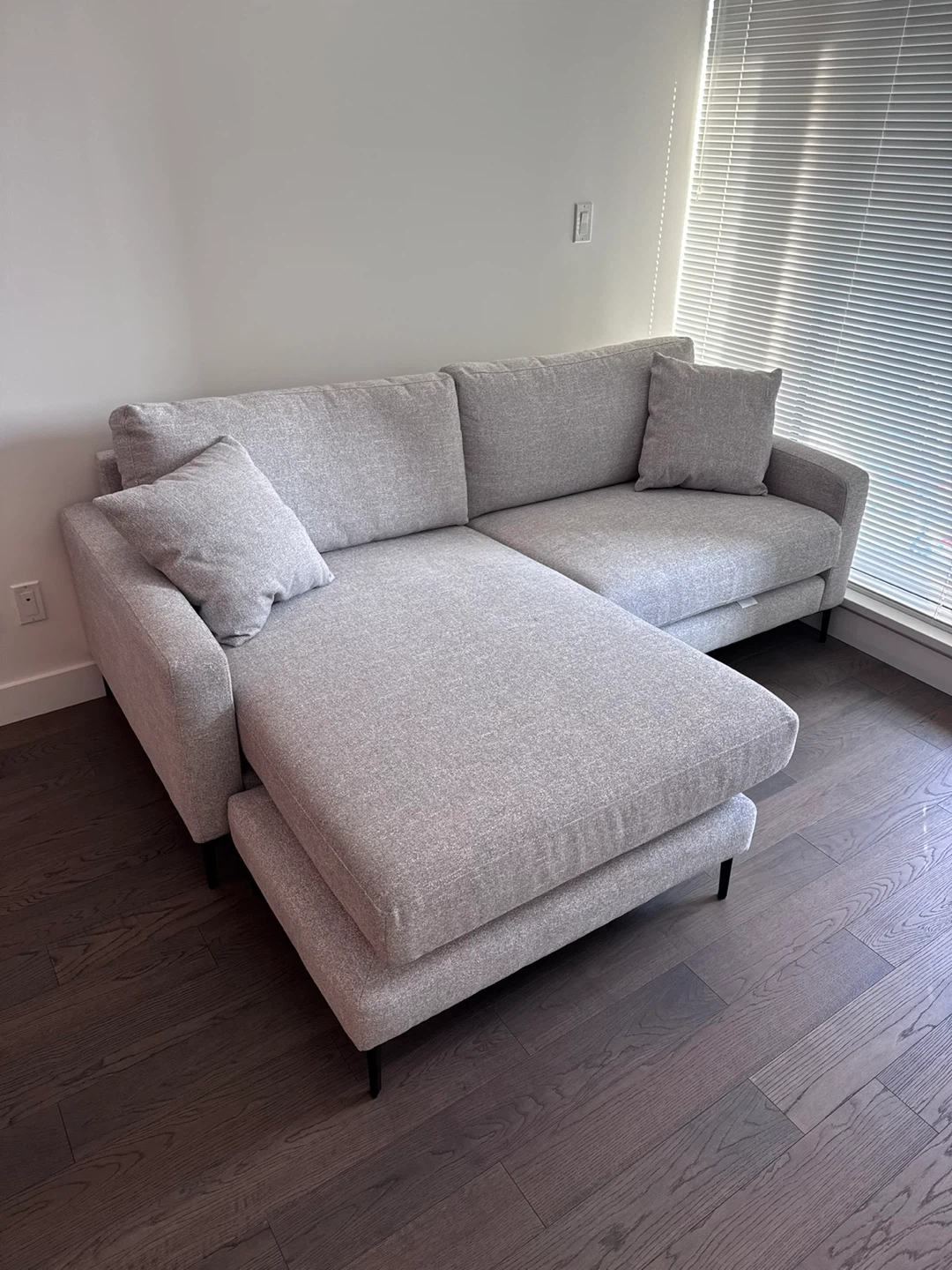 Grey Sectional Sofa with Chaise