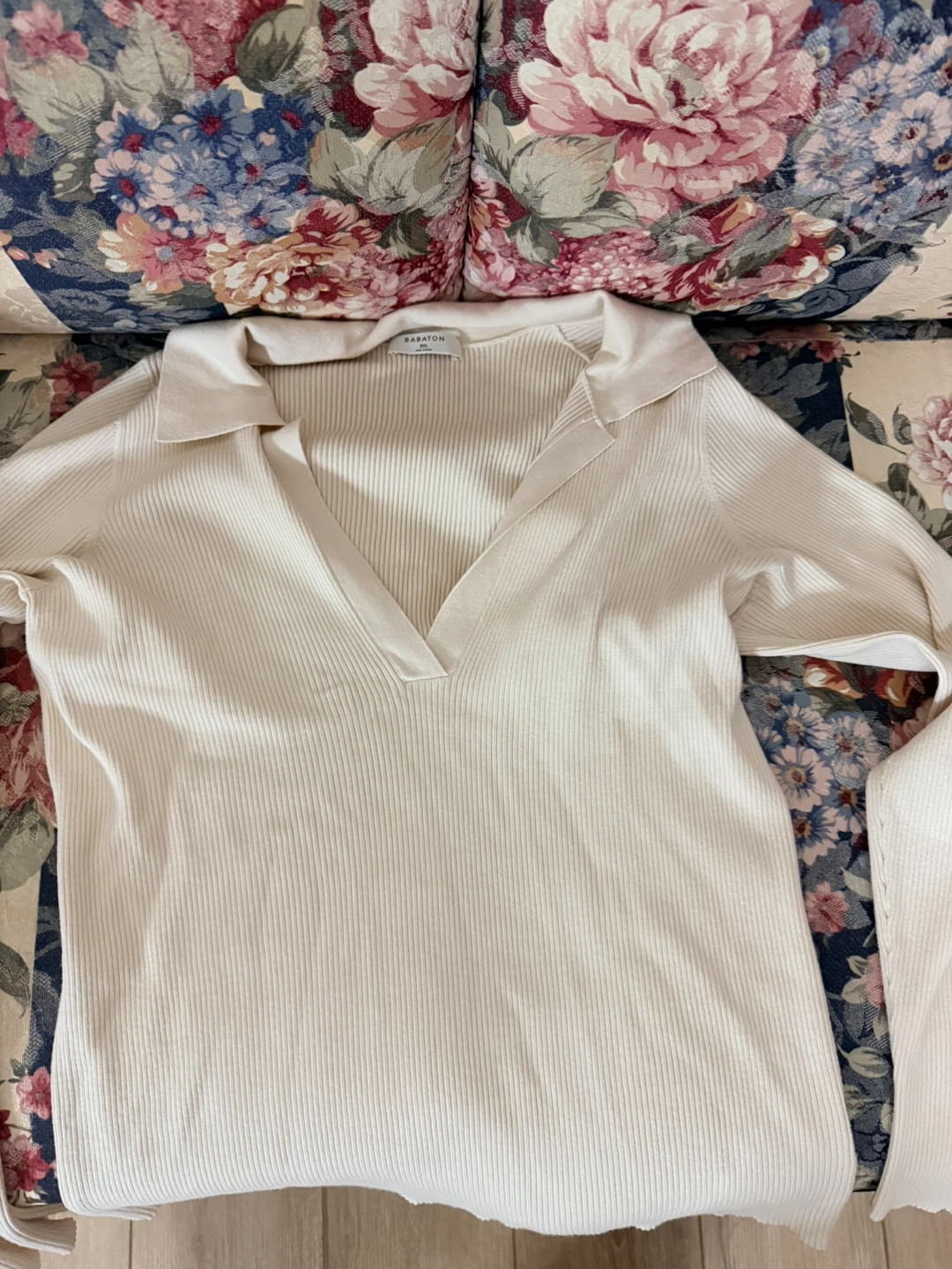 Babaton Cream Ribbed Knit Collared V-Neck Sweater - 2XL - photo 4