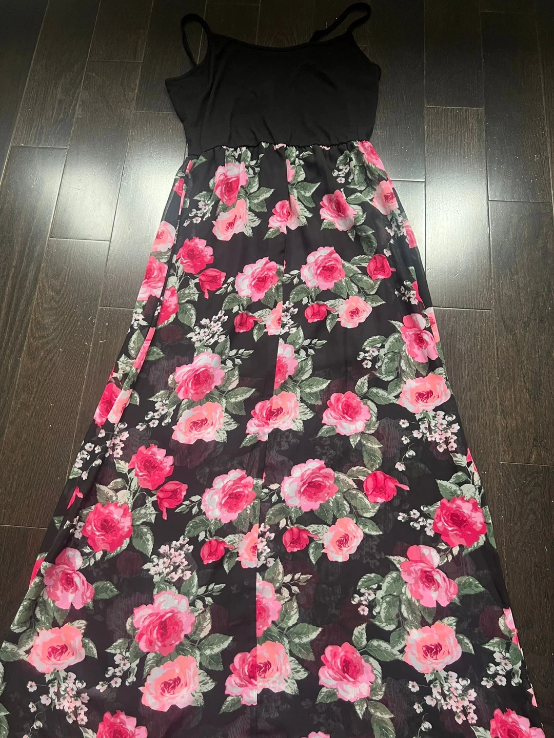 Maxi Dress Black Floral Size Medium
