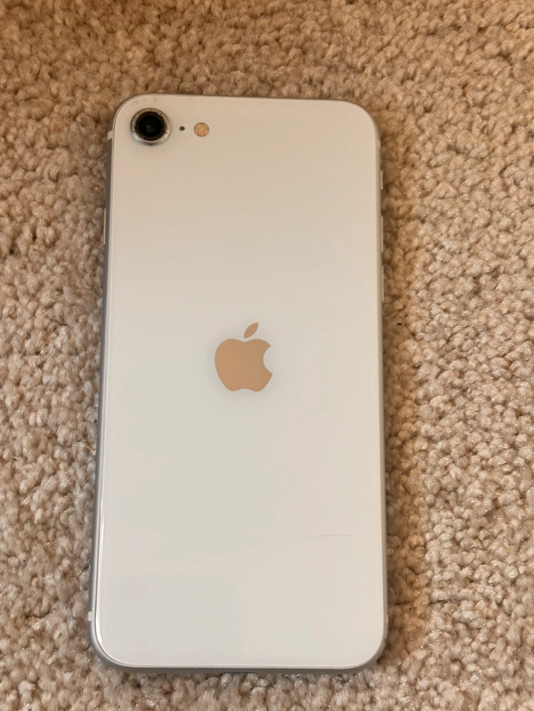 iPhone SE - photo 2