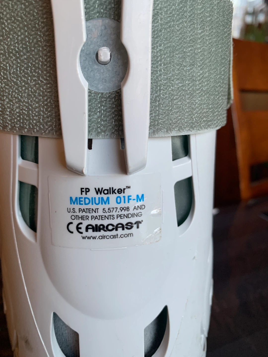 Aircast FP Walker Walking Boot - Medium