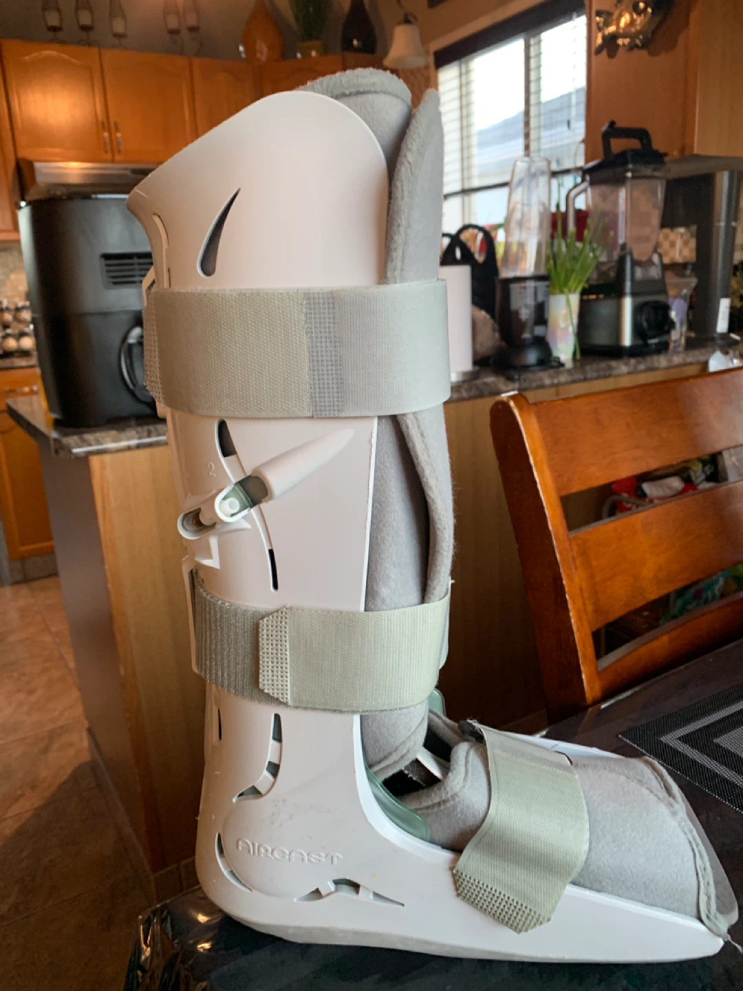 Aircast FP Walker Walking Boot - Medium - photo 2