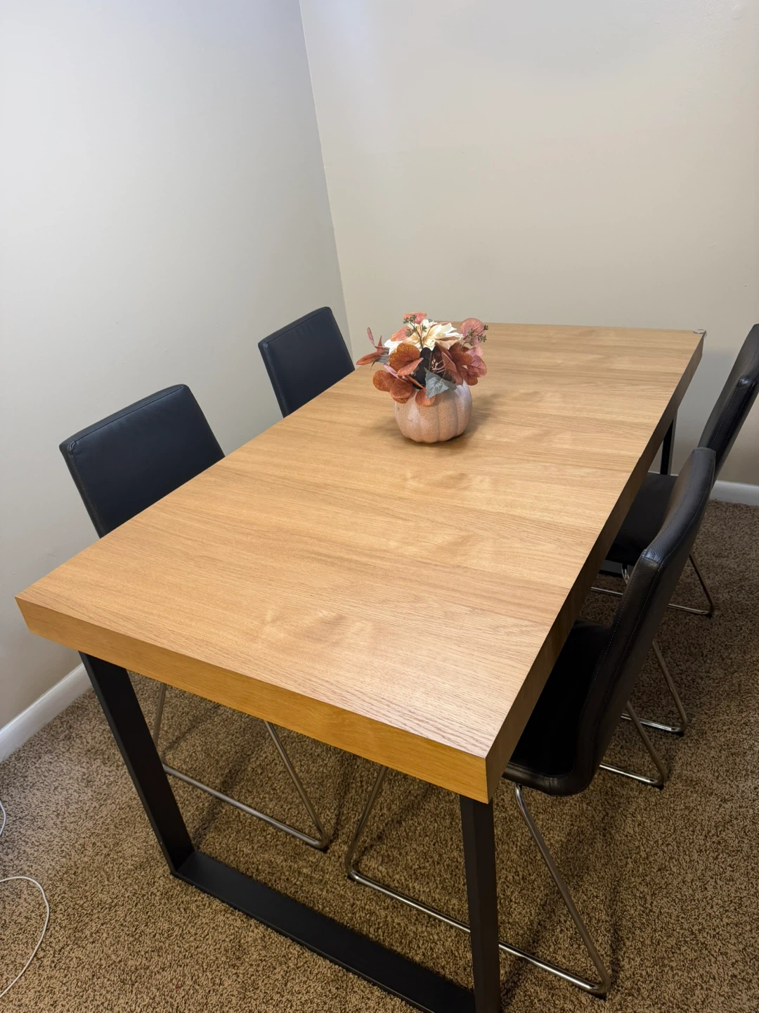 Extendable dinner table! - photo 2