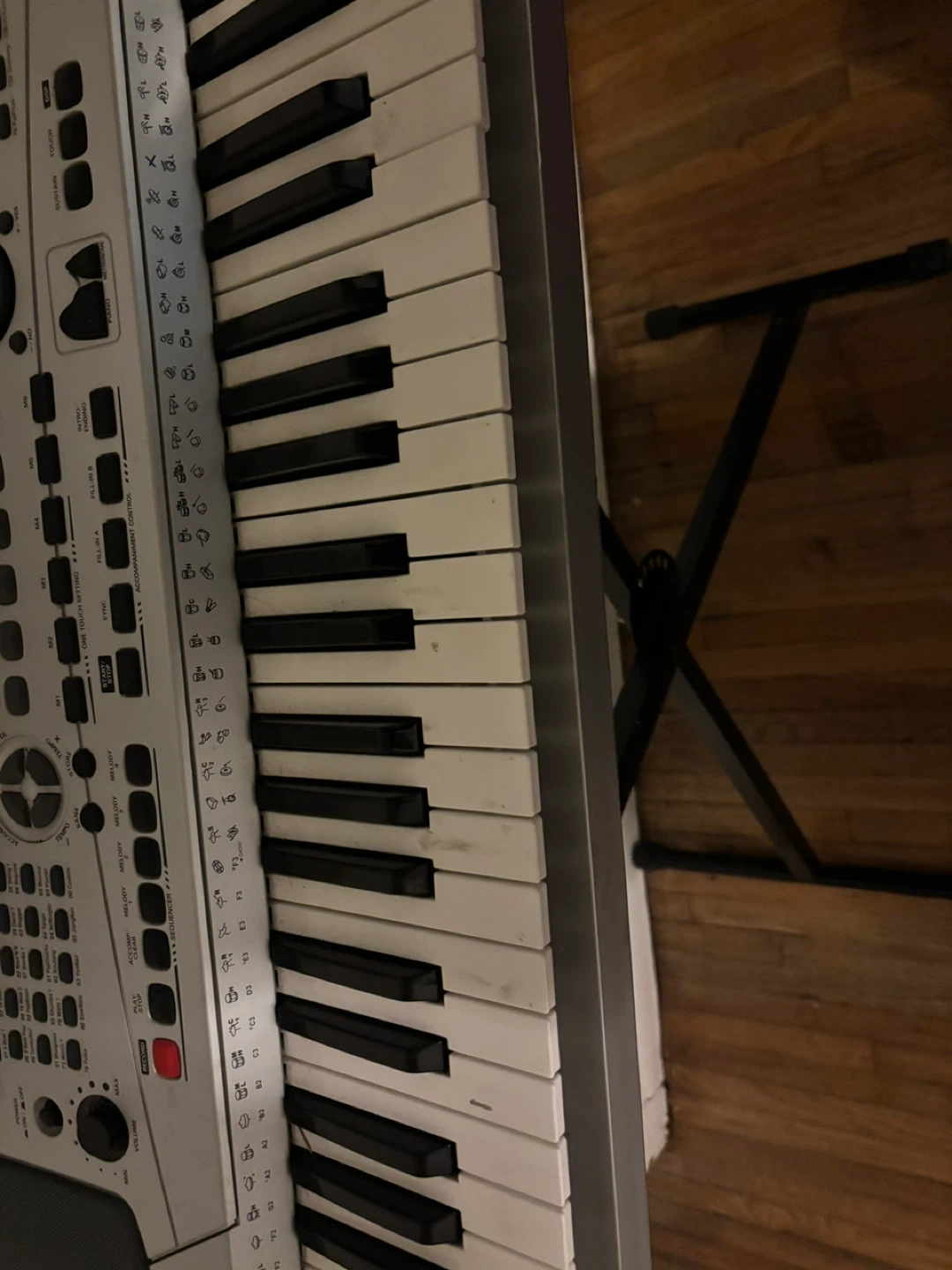 Fujiyama FK-710 Electronic Keyboard