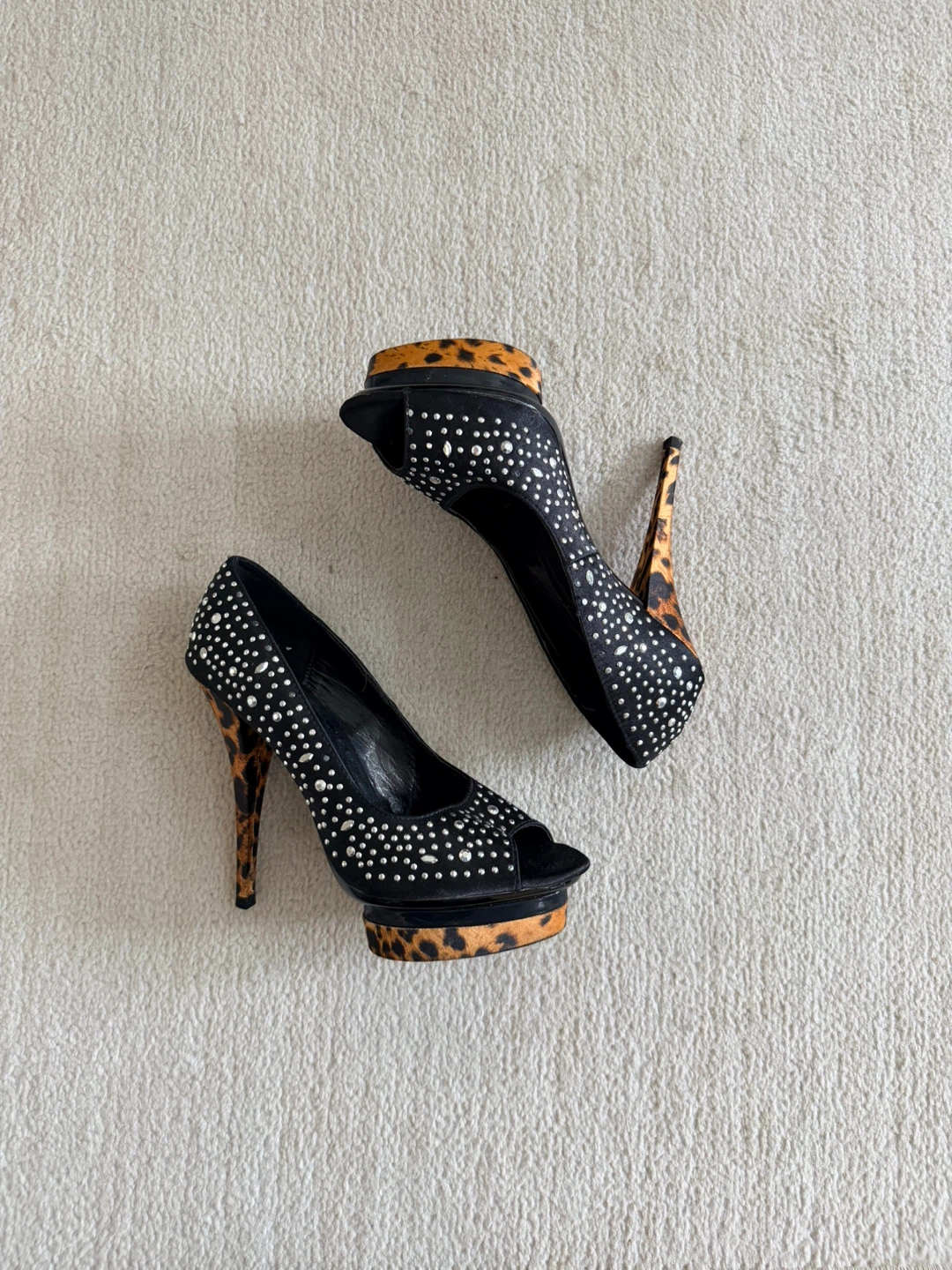 Black Peep Toe Heels with Rhinestones and Leopard Print - photo 3