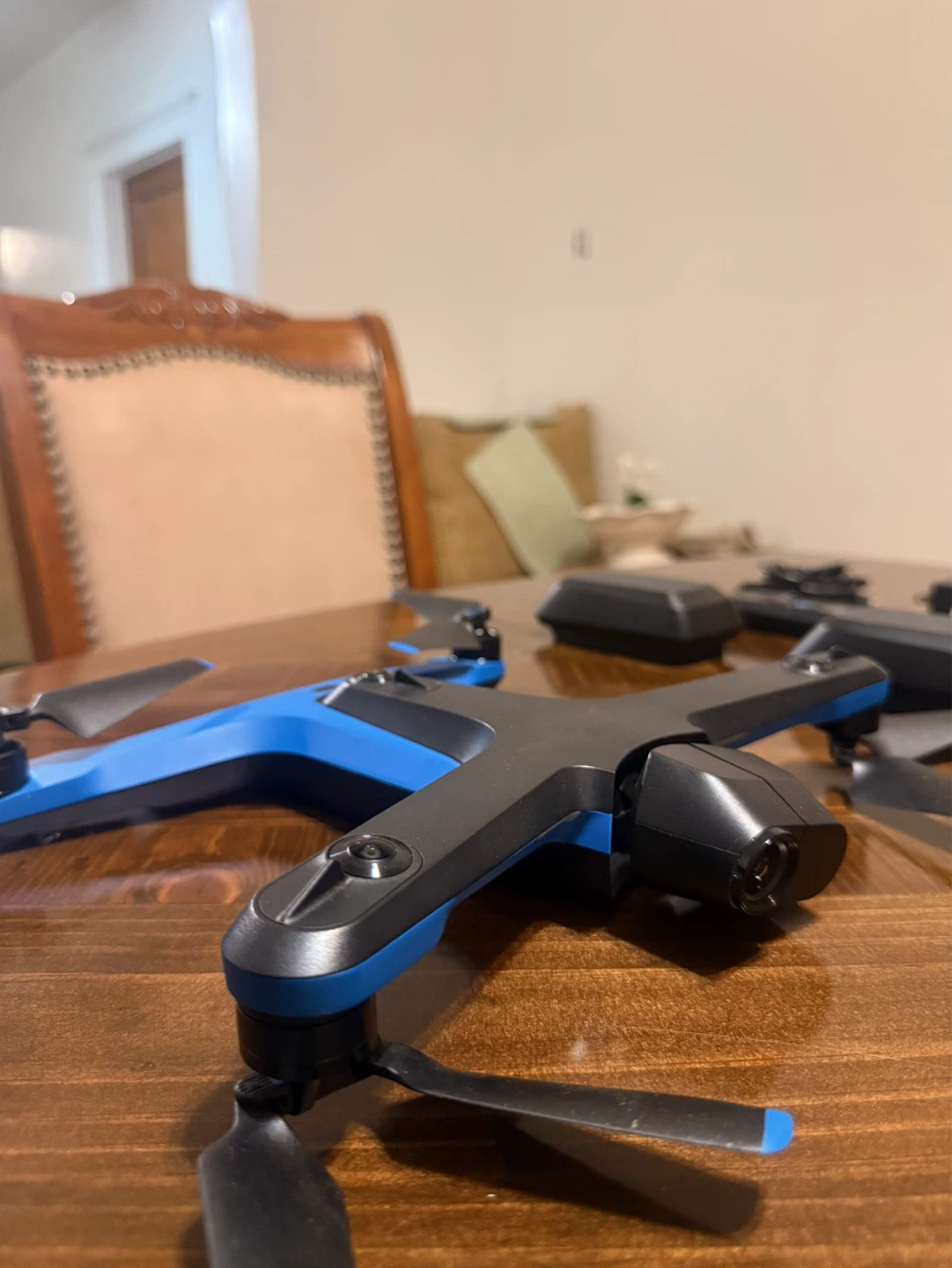 🚁 Skydio 2 Autonomous Drone Bundle – Like New