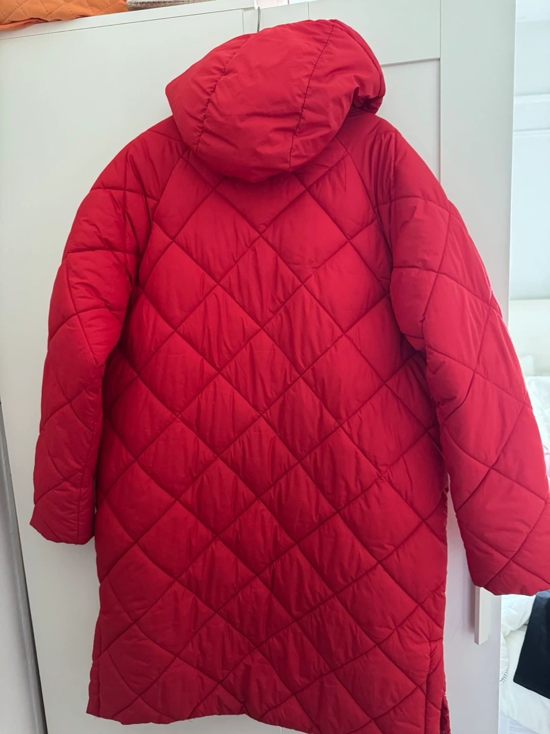 Amazon Essentials Red Quilted Puffer Coat Size L