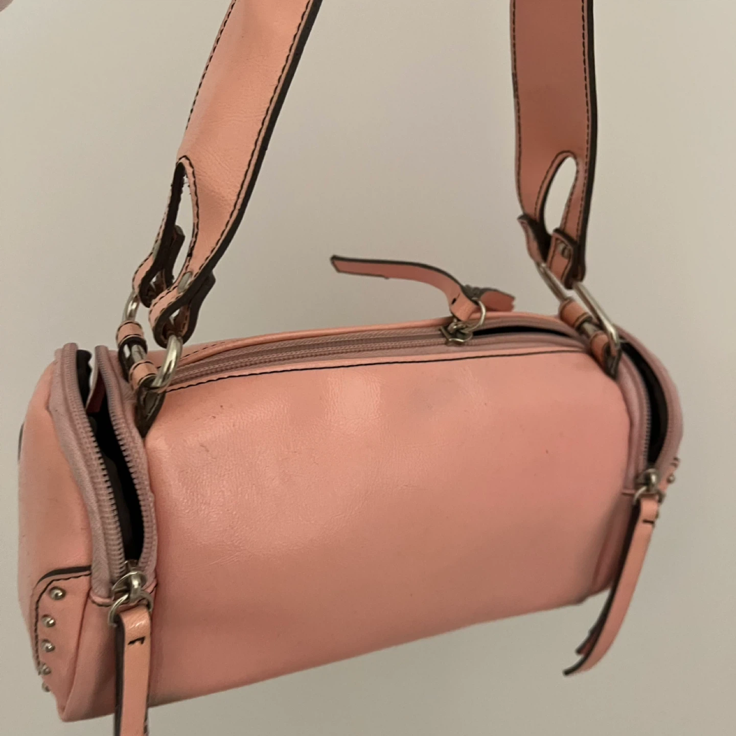 Pink studded shoulder bag - photo 4