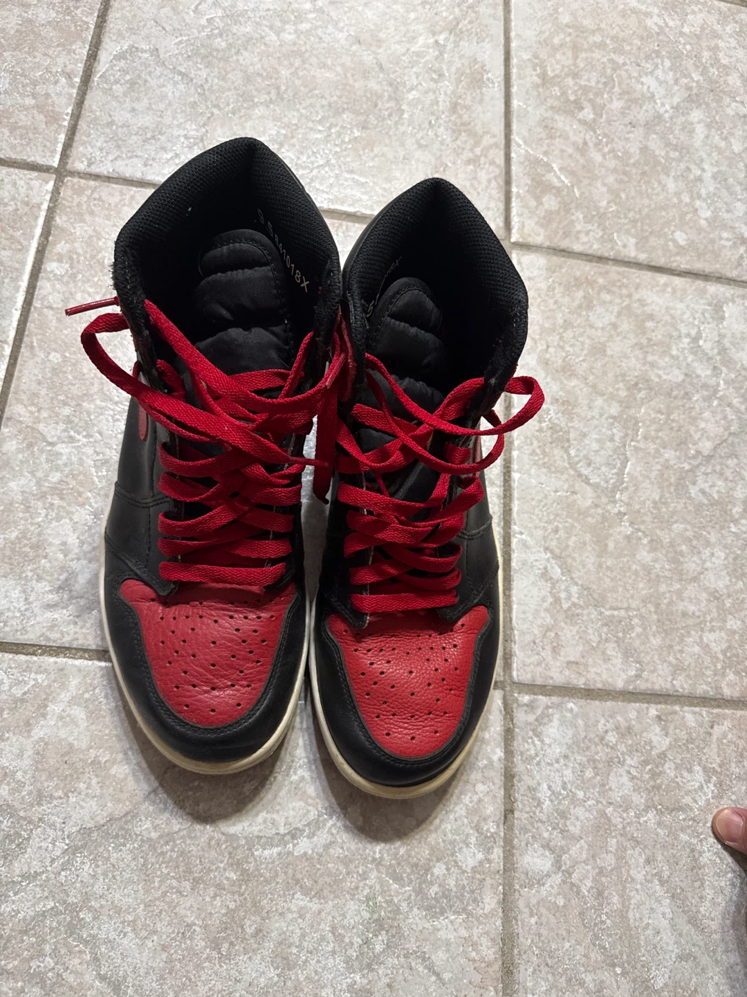 Air Jordan 1 High OG "Bred" Size 9.5 - photo 2