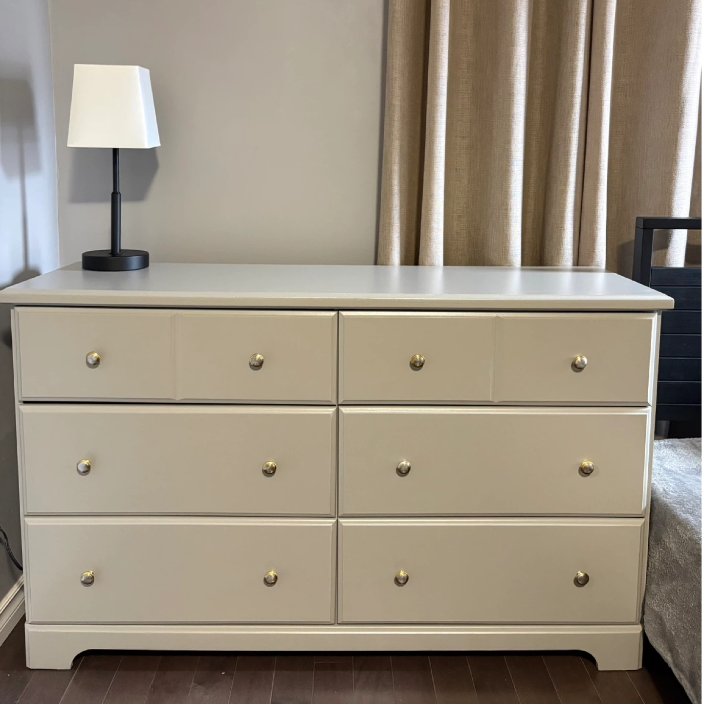 6-Drawer Dresser