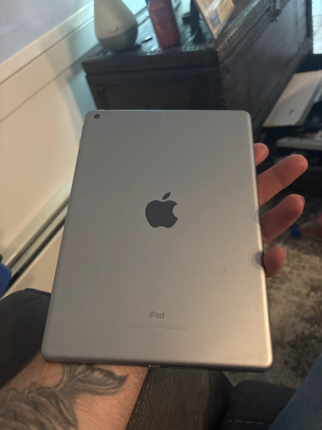 Apple iPad a1822 - photo 2